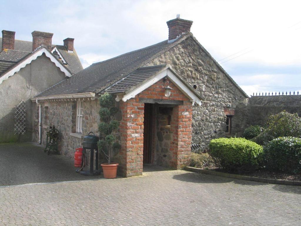 Clenaghans Hotel Moira  Exterior photo