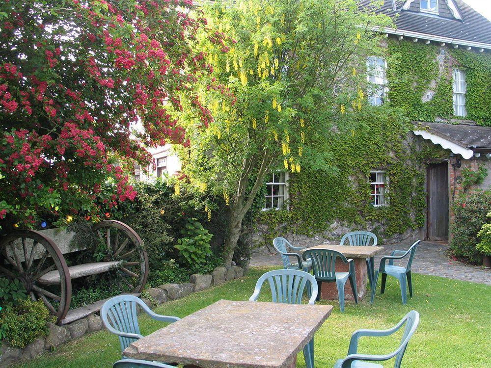 Clenaghans Hotel Moira  Exterior photo